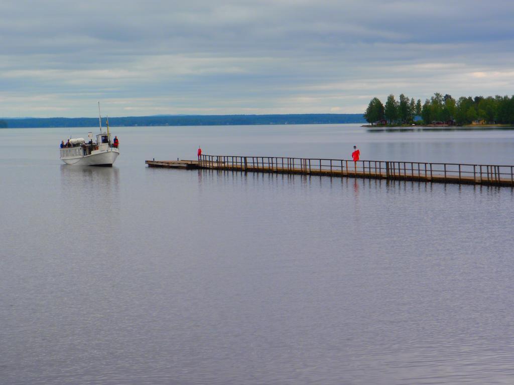 Arsunda Strandbad Sjoesunda Vandrarhem Экстерьер фото